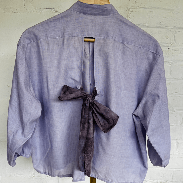 Collection Sumac - Chemise nouée dos parme